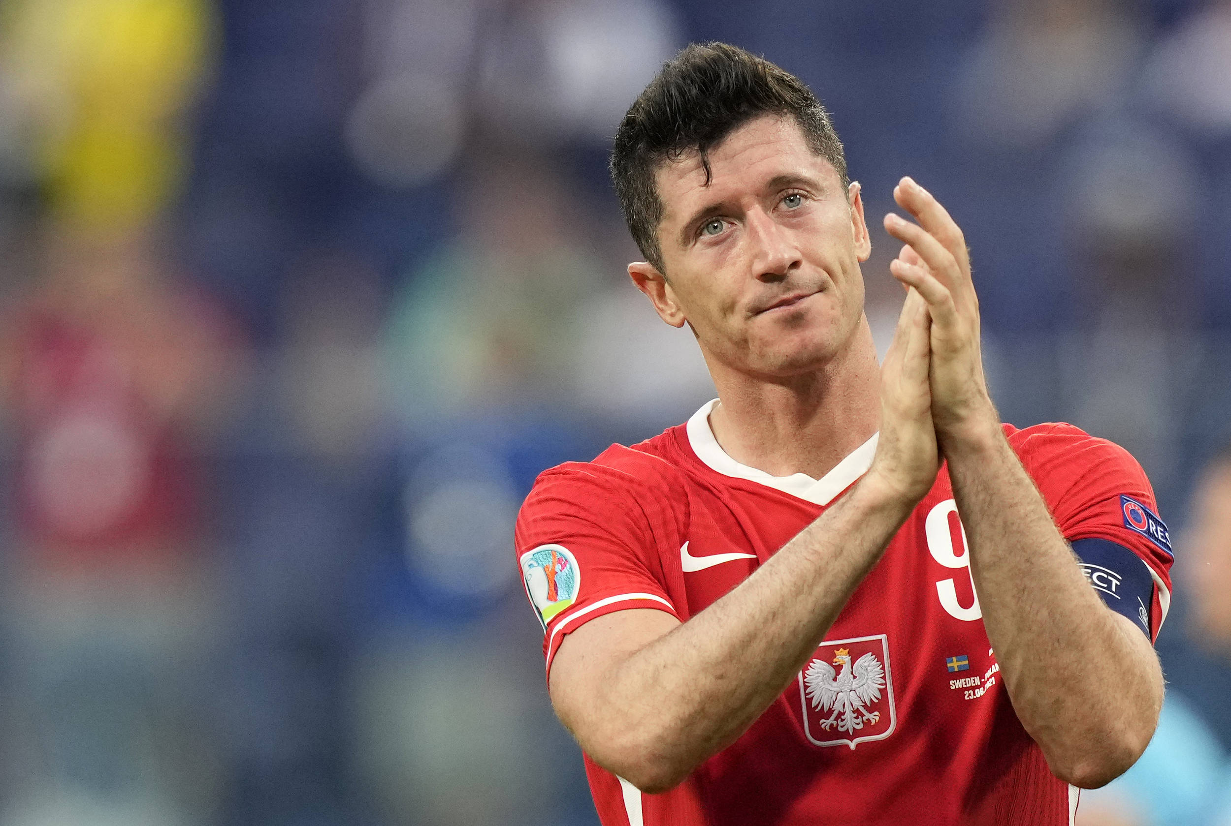 记者：国安厨师将退休，俱乐部将为其举办特殊的“退役”仪式