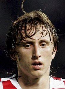 安永佳港队回来状态爆棚，一分钟进球？！新鹏城什么...